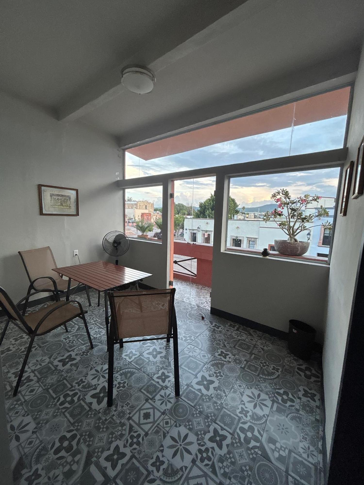 Hotel Lolita & Enri, La Mejor Ubicacion Y Vista En El Centro De Querétaro Extérieur photo